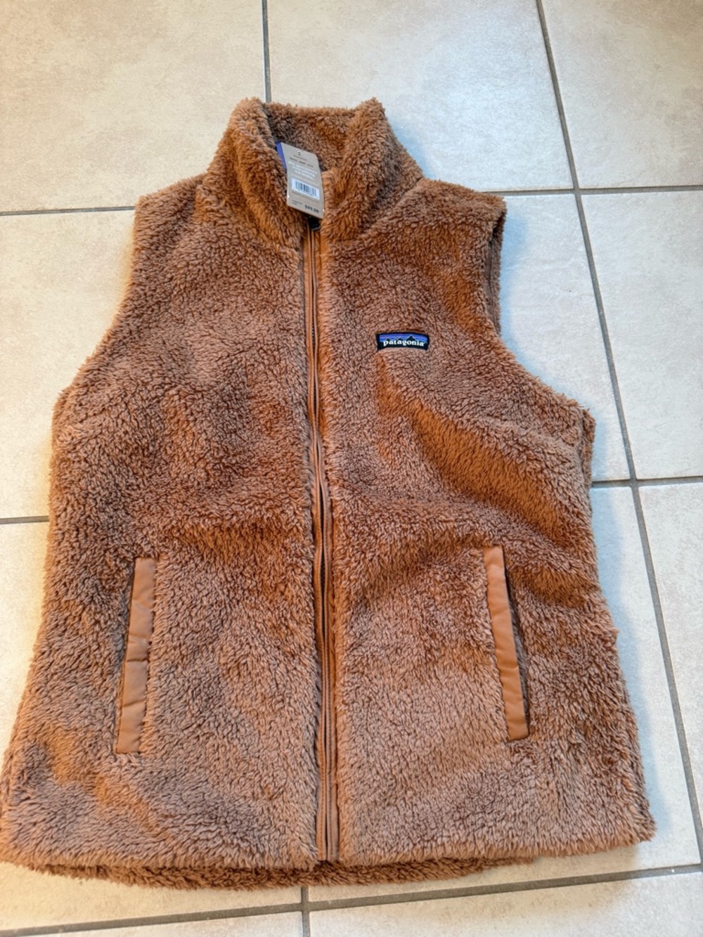 NWT Patagonia Los Gatos Vest - Picture 2 of 10